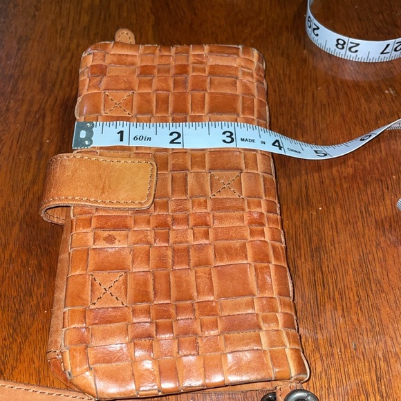 Vilenca Holland Leather Weaved Brown Wristlet 1 Spot on Front No Other Callouts - Picture 12 of 13
